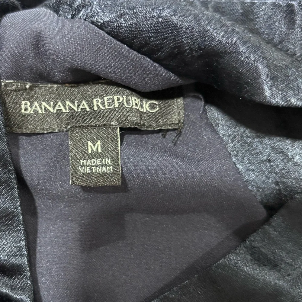 💚Banana Republic Midnight Blue Tank Top